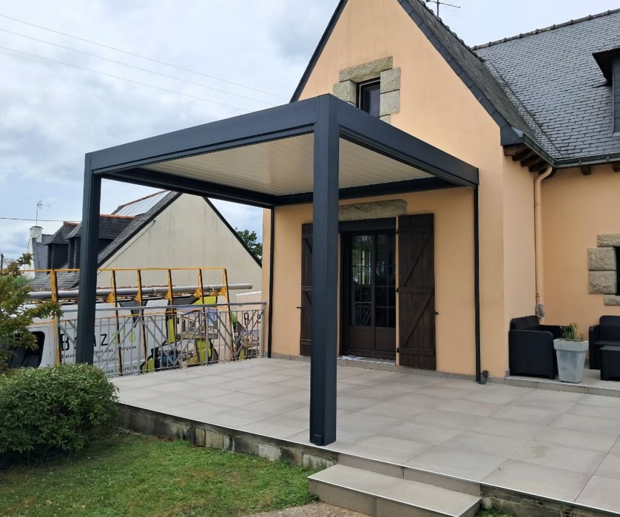 Pergola à lames orientables à Guer