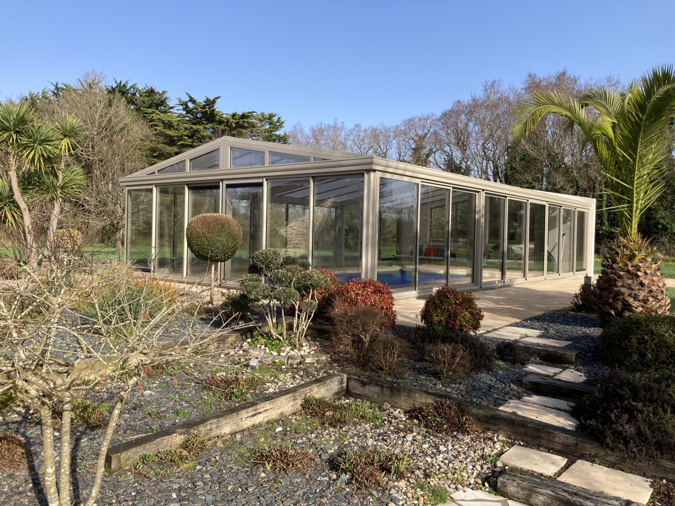 Véranda en aluminium à Surzur