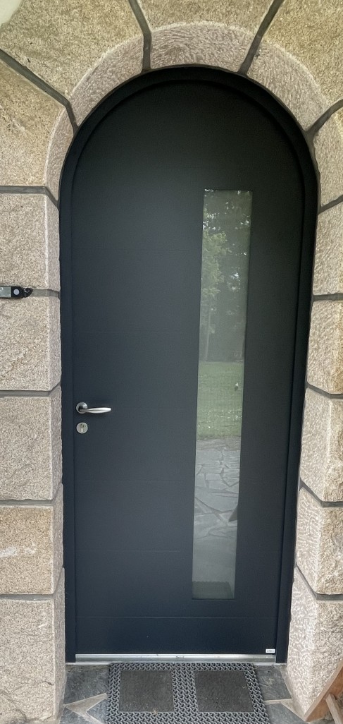 Porte d'entrée à Bains-sur-Oust