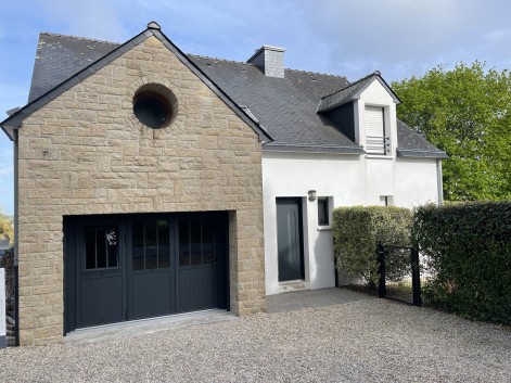 porte-garage-accordeon-aluminium-sarzeau-1.jpg